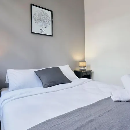Apartment Charming 2 Bedroom With Terrace *